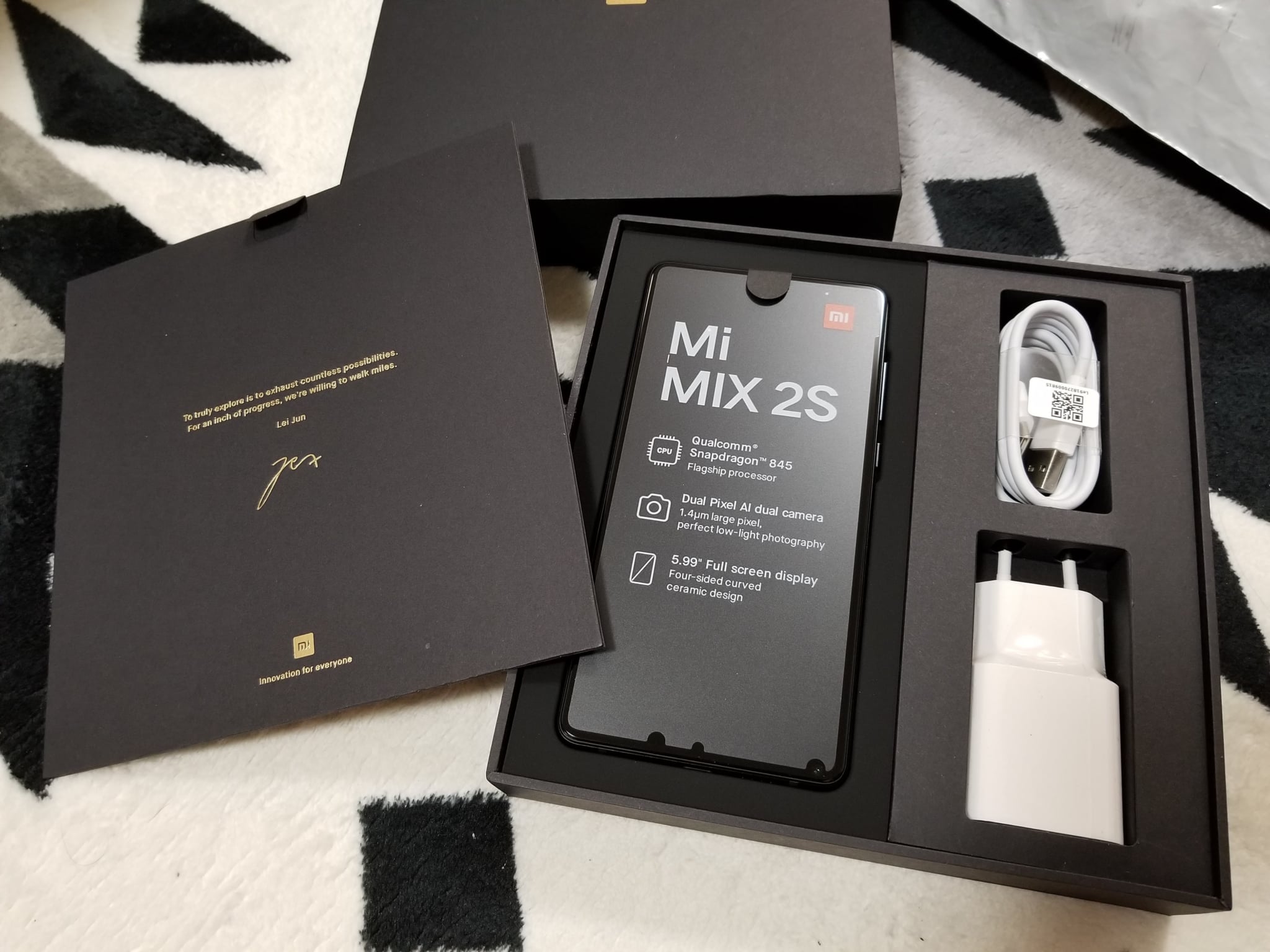 Xiaomi Mi MIX 2S 使い始めました。＠開封の儀〜保護まで │ きよさん 